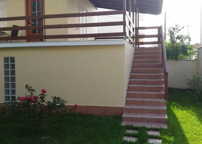 Bright And Airy Home 50 Meters From The Beach