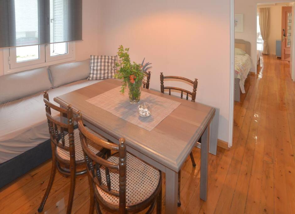Bright And Airy 50 Meters From The * Xylokastro